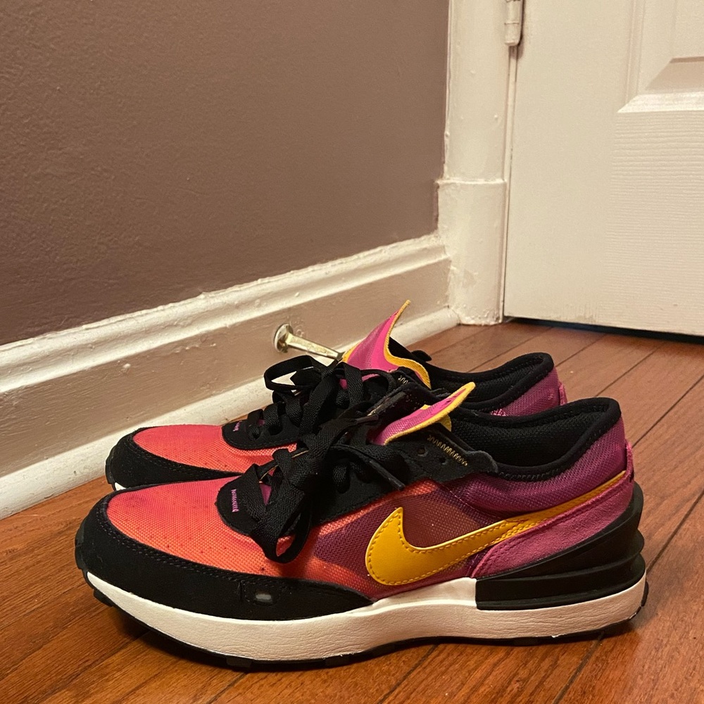 Nike Waffle Sneaker
